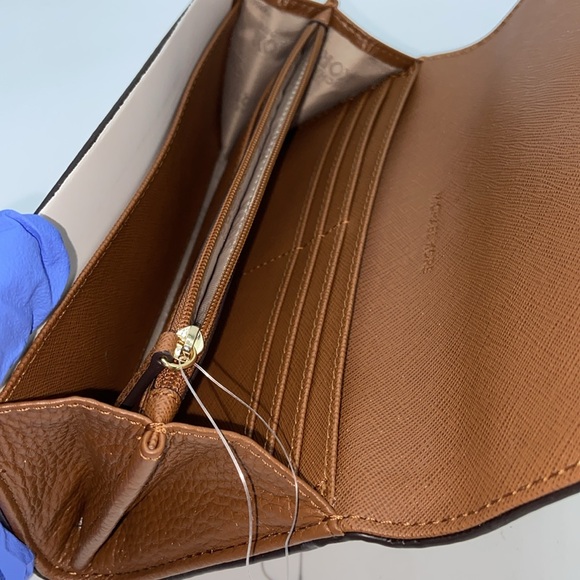 Michael Kors Leather Wallet / Clutch *New* - Picture 3 of 6